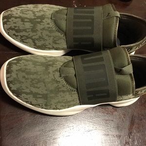 puma soft foam green